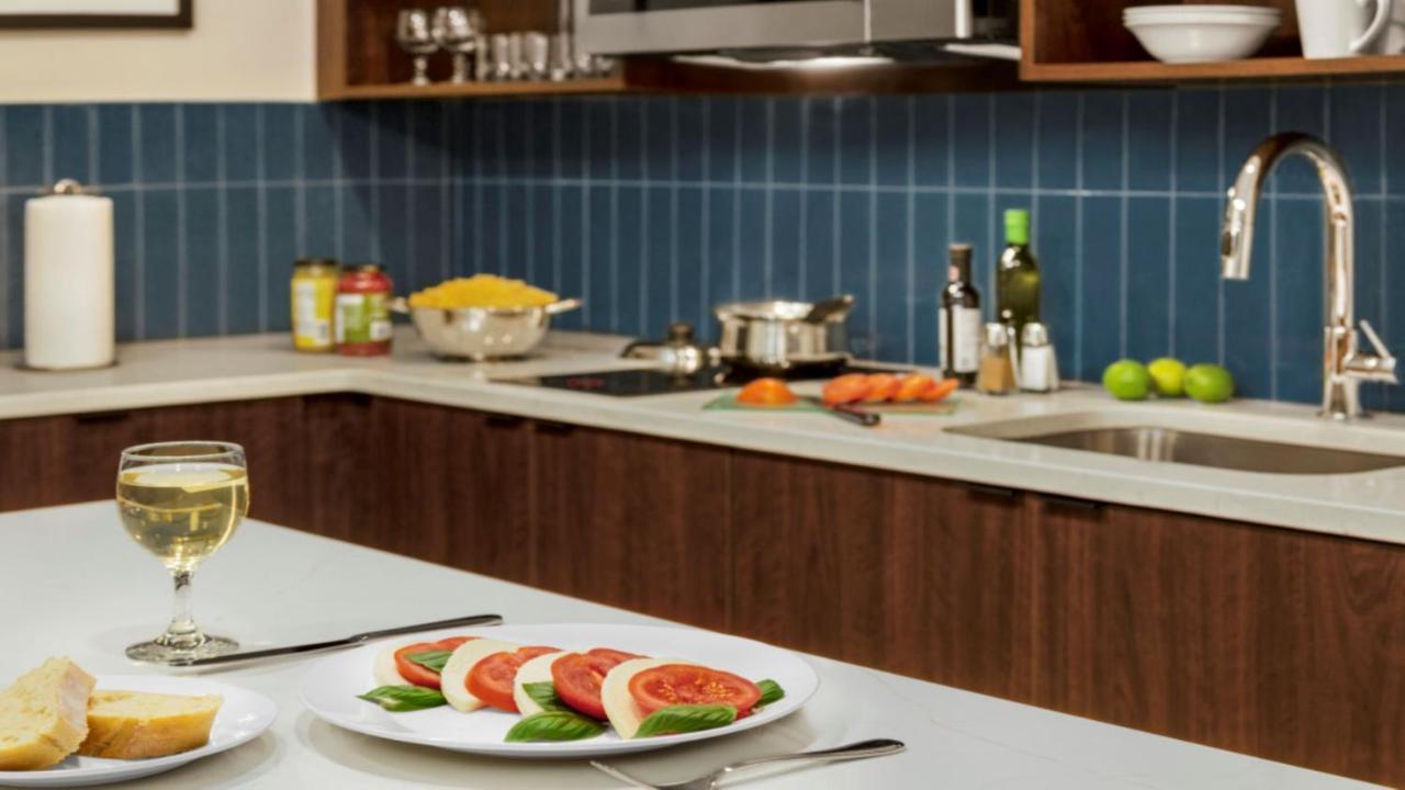 Staybridge Suites - Lexington S Medical Ctr Area By Ihg Екстер'єр фото
